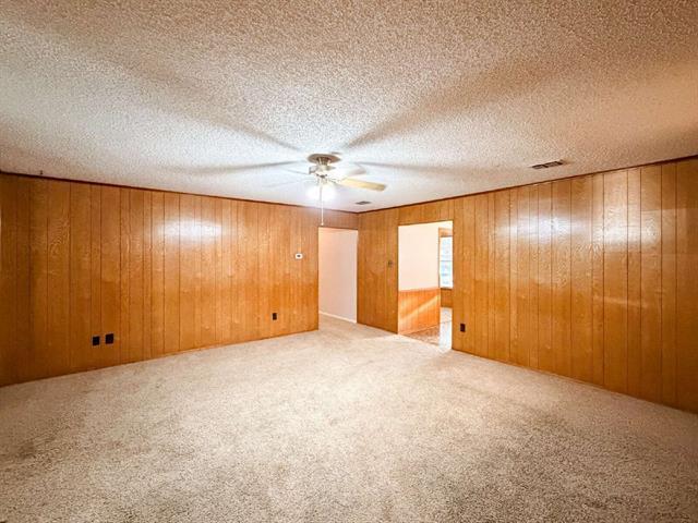 Building Photo - 3708 Holland Dr