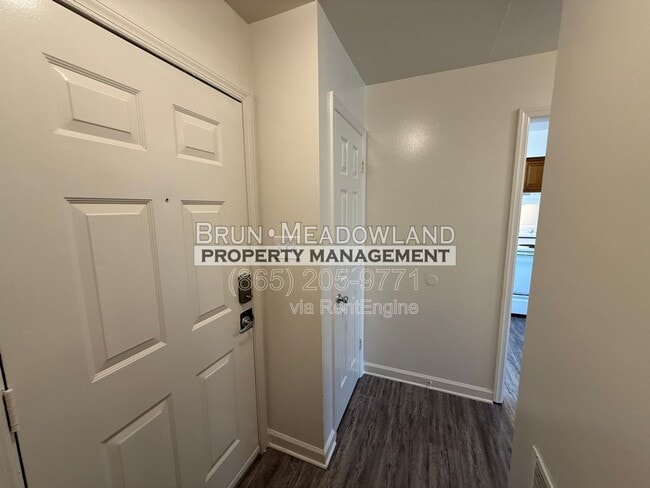 Building Photo - 9116 Parktop Ln NW