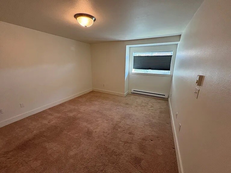 Building Photo - 3008 N Narrows Dr