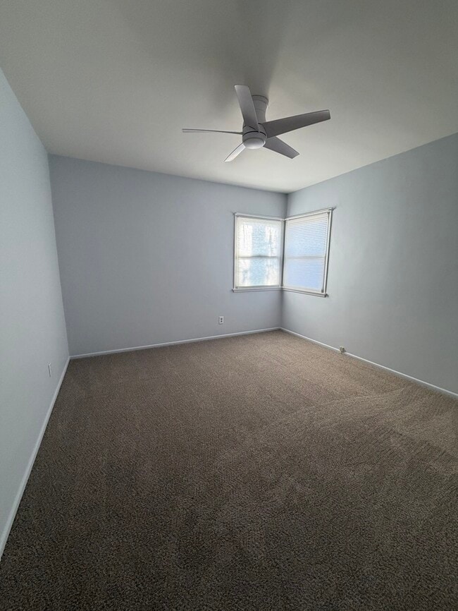 Building Photo - Beautiful single-family home in lovely Sou...