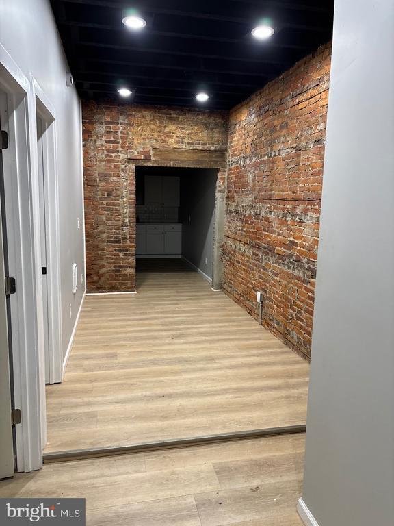 Building Photo - 1270 Liberty St