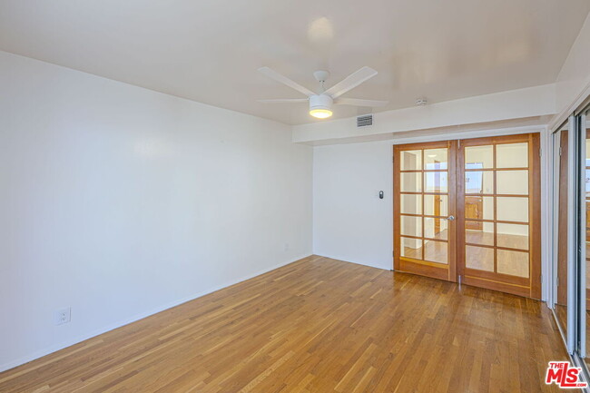 Building Photo - 1131 14th St