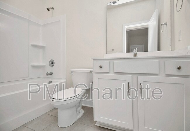 Building Photo - 10436 Glenmere Crk Cir