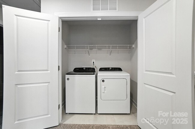 Building Photo - 1741 Braemar Vlg Dr