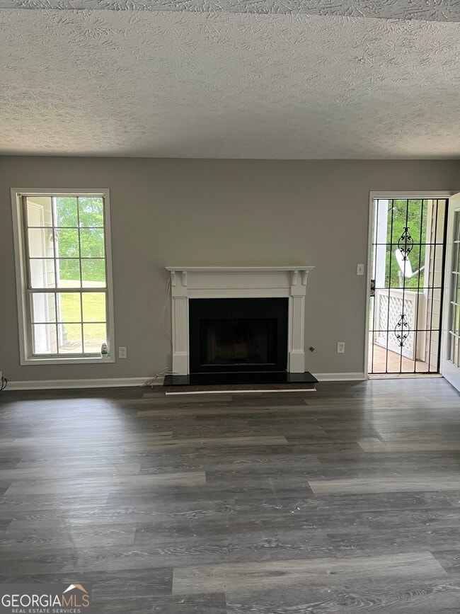 Building Photo - 9436 Cypress Ln