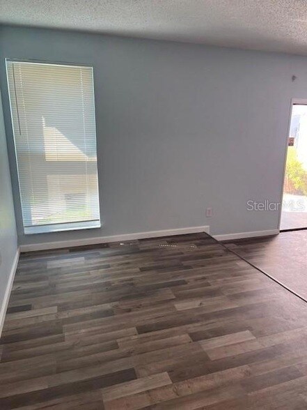 Building Photo - 640 Haven Pl