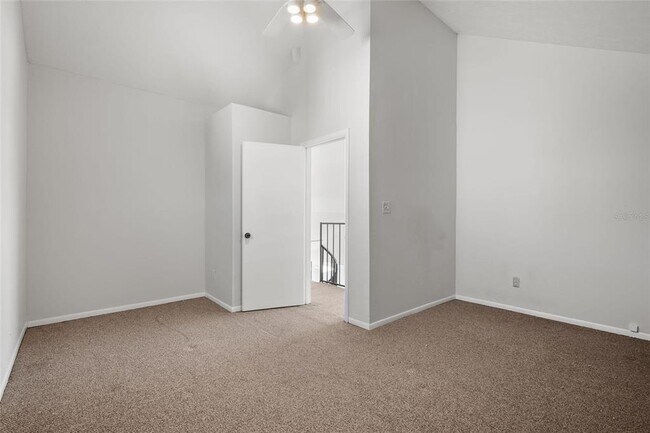 Building Photo - 3127 W Sligh Ave