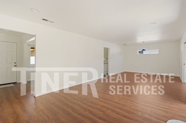 Building Photo - 1812 Mercury Way
