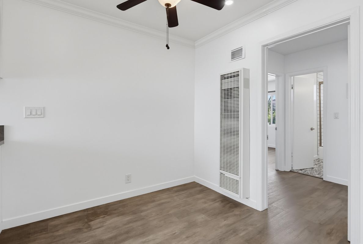Building Photo - 6065 Pickford Pl
