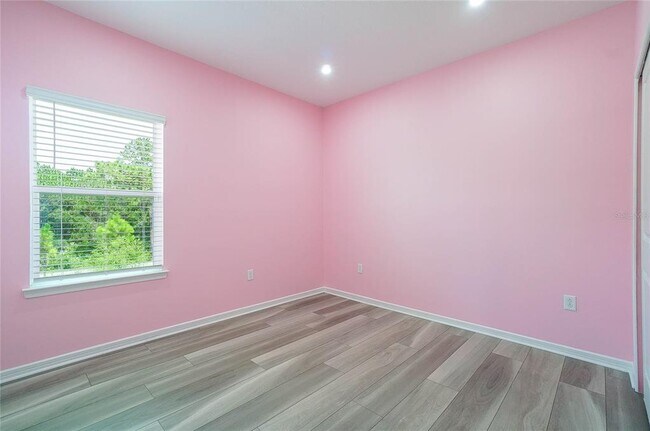 Building Photo - 6570 Rover Wy