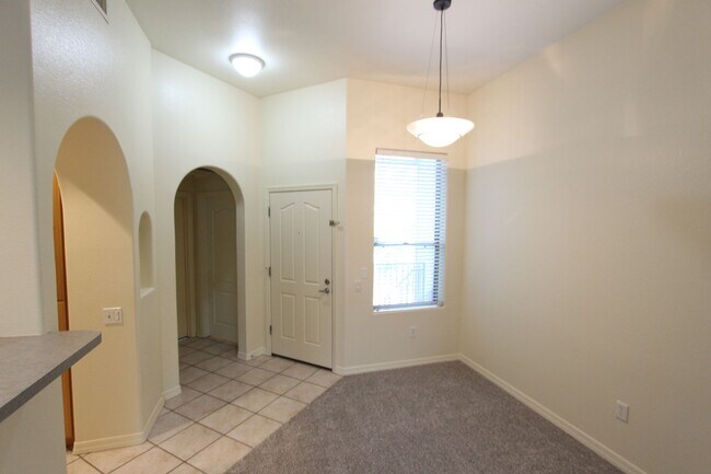 Building Photo - Spacious 2 Bedroom Summit Park Condo with Private Balcony & Soaking Tub