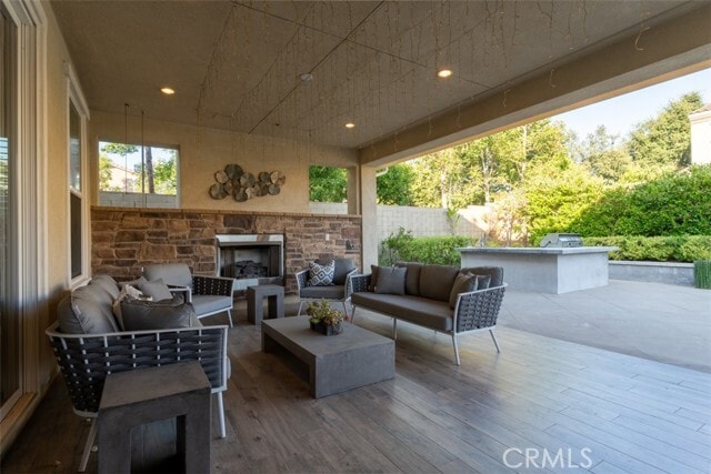 Building Photo - 120 Fieldwood