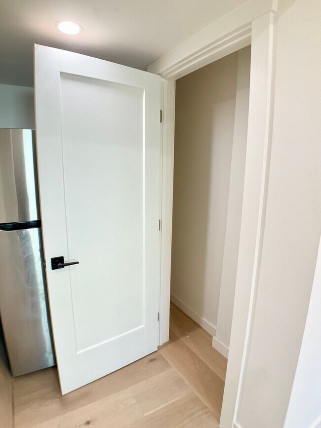 Building Photo - Lowered Price! FULLY Remodeled. BRIGHT! In-Unit W/D, Stainless Appliance Package, MODERN!