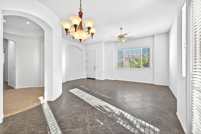 Building Photo - 41 Vista Mirage Way