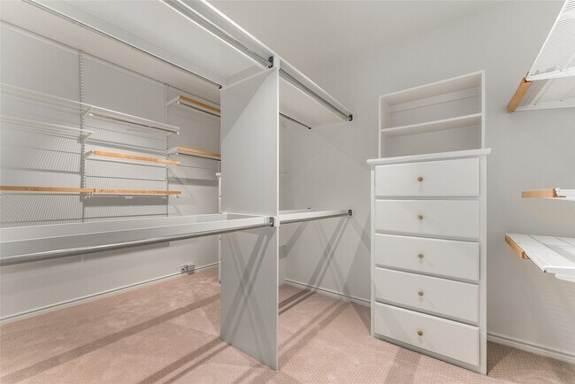 Building Photo - 3901 Hanover St