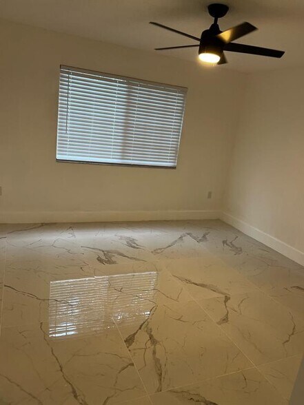 Building Photo - 5011 Wiles Rd
