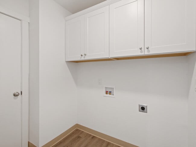 Building Photo - FOR RENT in Sacramento! 2533 Michelle Dr, ...