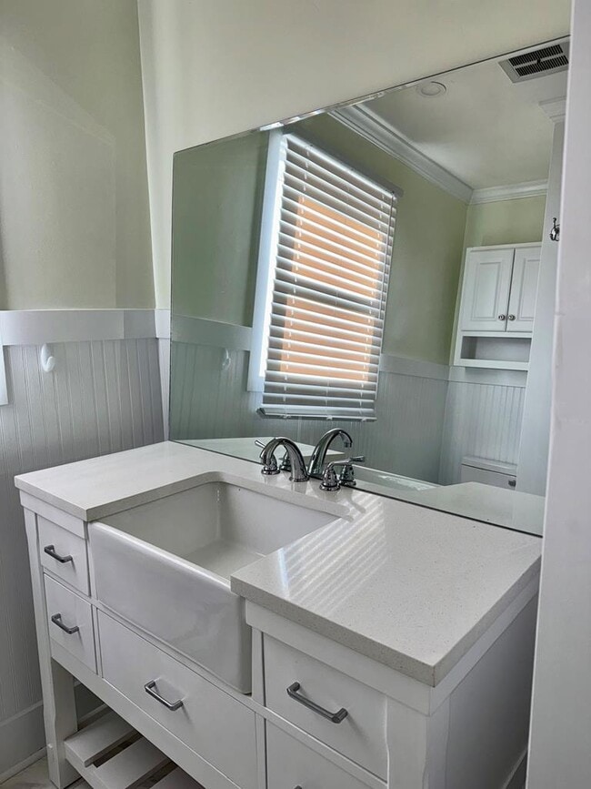 Building Photo - 25529 Pennsylvania Ave