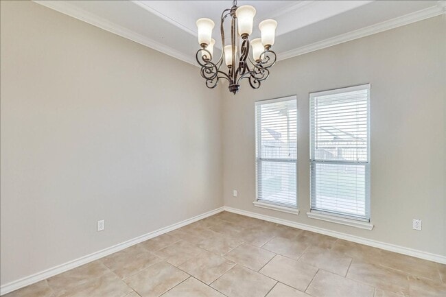 Building Photo - 5810 Aava Dr