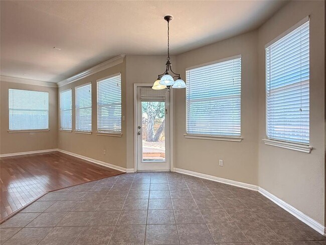 Building Photo - 11128 Sandstone Trail