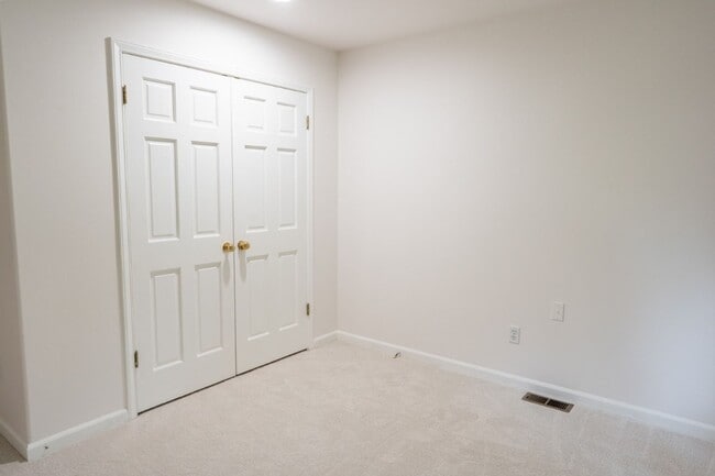 Building Photo - 4bd/3.75ba