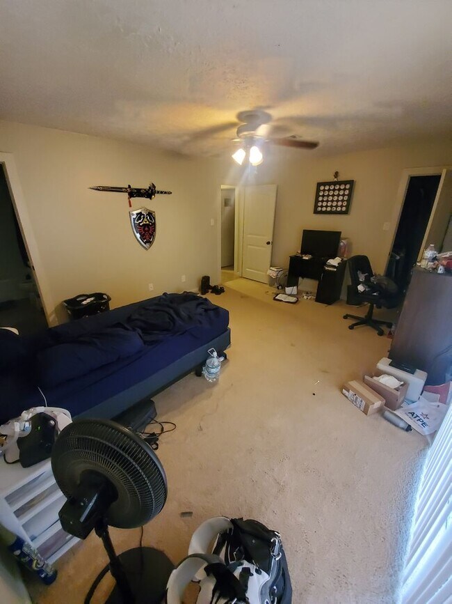 Building Photo - 3/2 in Southwood Valley