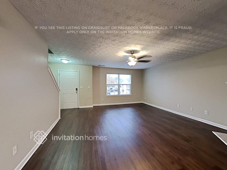 Building Photo - 424 Spring Head Ct
