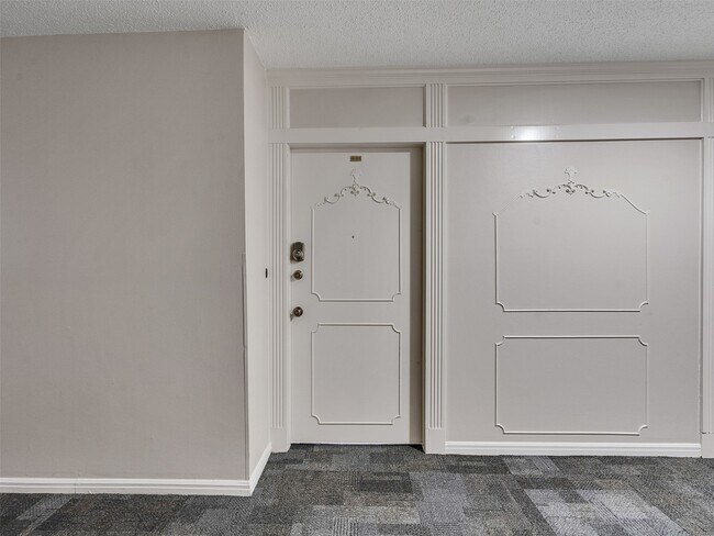 Building Photo - 2601 Bellefontaine St