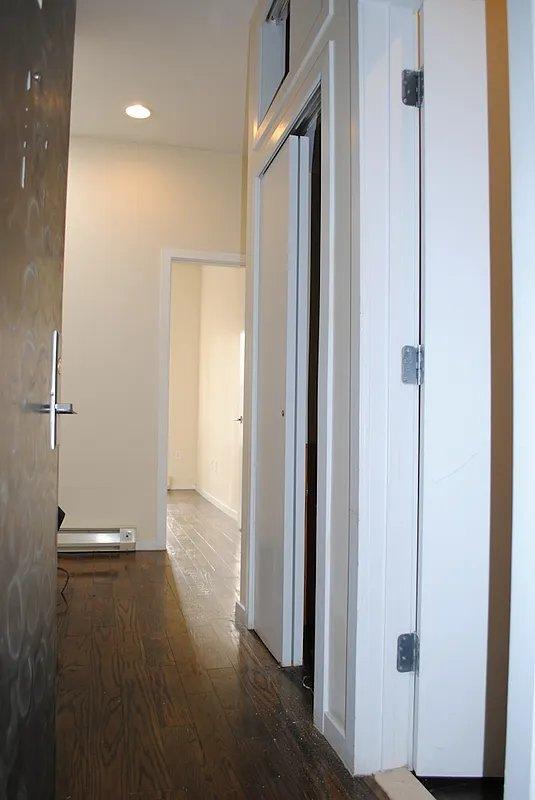 Building Photo - 1 bedroom in BROOKLYN NY 11225