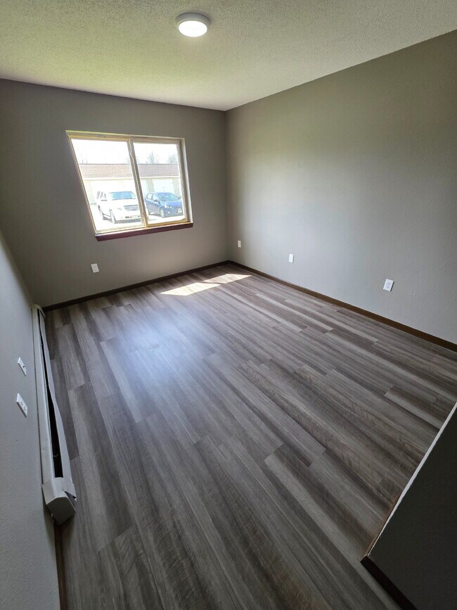 Building Photo - 3 Bedroom | 2 Bathroom Ground Floor Unit A...