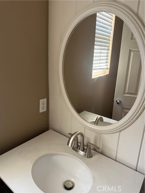 Building Photo - 12585 Montaivo Ln