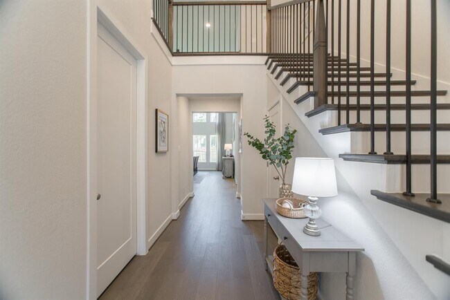 Building Photo - 71 Perennial Cyn Dr