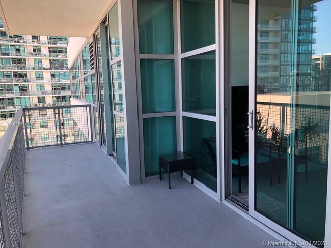 Building Photo - 3301 NE 1st Ave