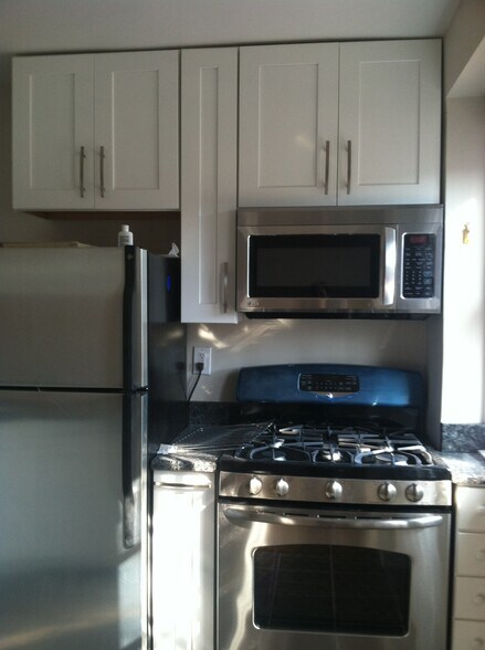 Building Photo - 321 Mount Vernon Ave