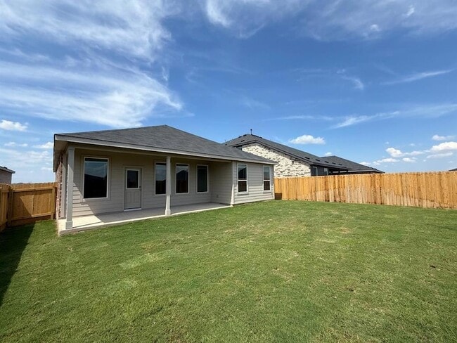 Building Photo - 261 Seven Seas Dr