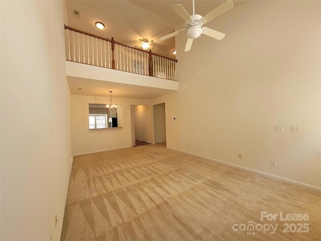 Building Photo - 120 N Arcadian Way