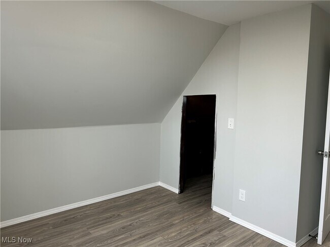 Building Photo - 15630 Holmes Ave