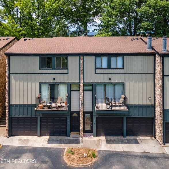 Building Photo - 1960 Cherokee Bluff Dr