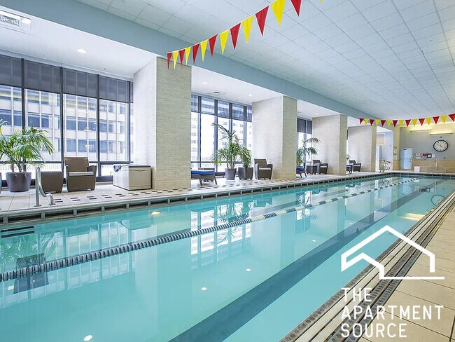 Building Photo - 225 N Columbus Dr