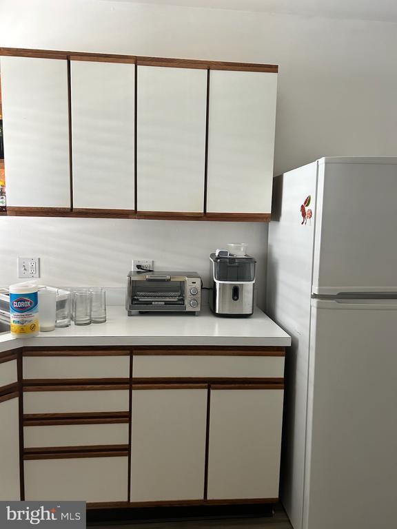 Building Photo - 12 N Swarthmore Ave