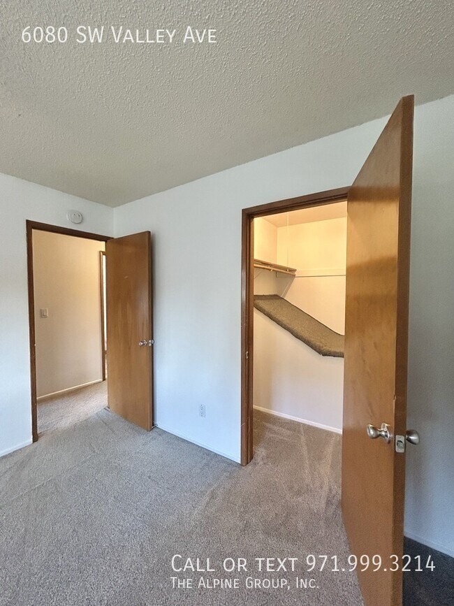 Building Photo - 6080 SW Valley Ave