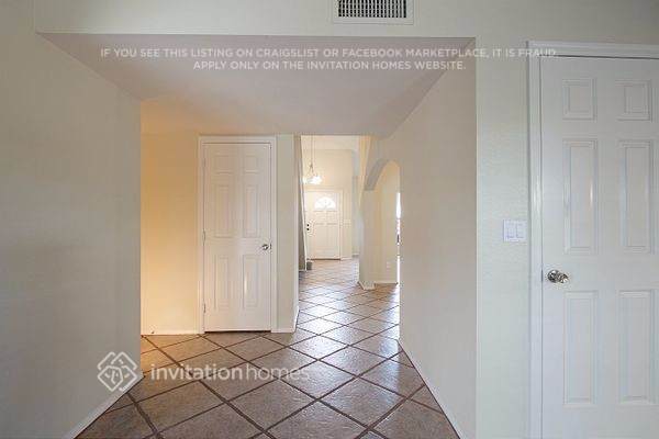 Building Photo - 6303 W Mescal St