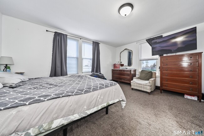 Building Photo - 74 Mitchell St