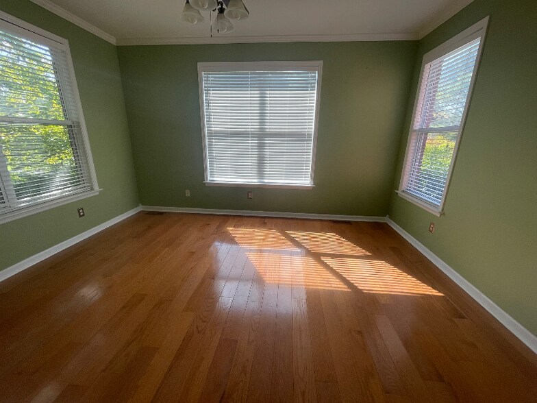 Building Photo - 973 Rip Steele Rd