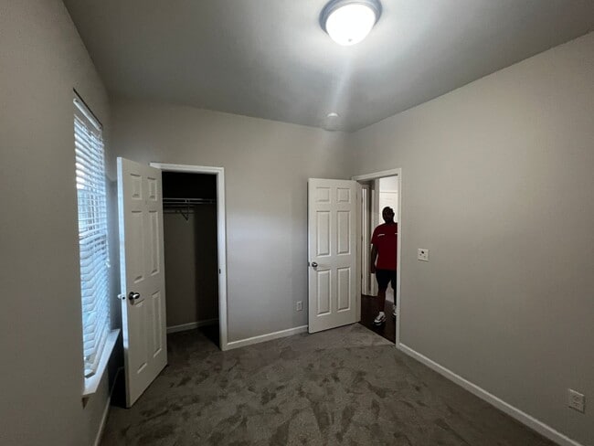 Building Photo - Coming Soon- Available August 3, 2025. Moody’s Avalon Subdivision 3 BR / 2  Bath