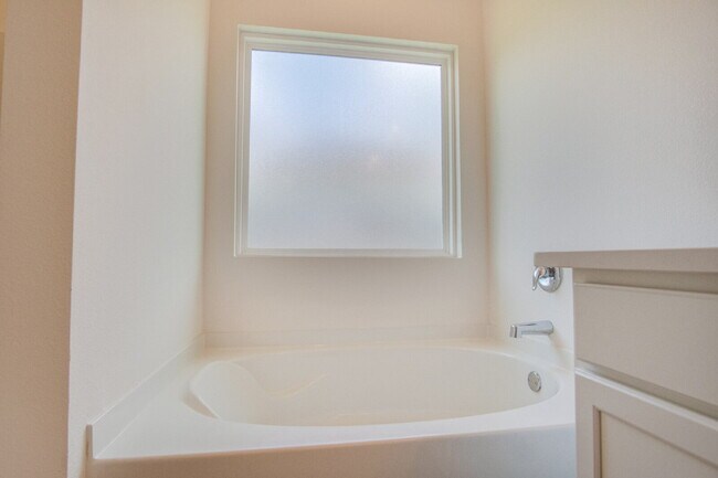 Building Photo - 3BR/2BA Home Near Navy Federal Featuring Quartz Counters, 2-Car Garage & Internet Included