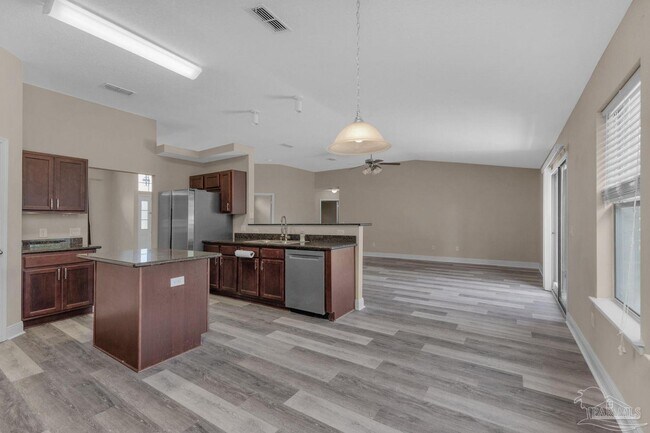 Building Photo - 2619 Stormy Cir