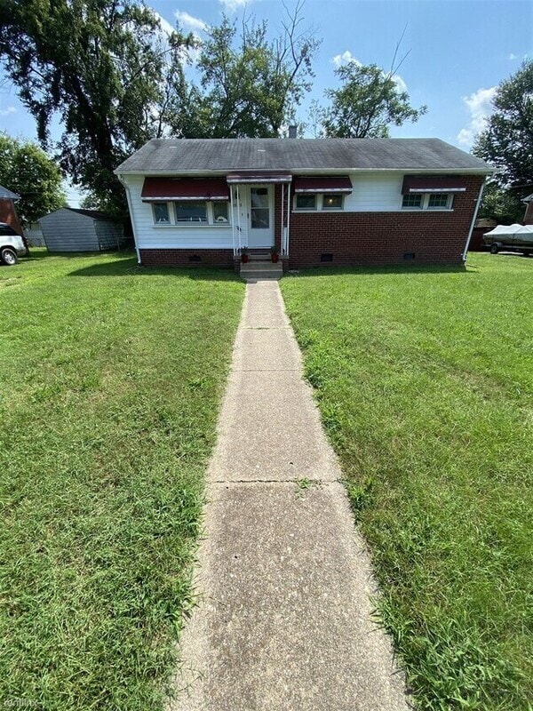 Building Photo - 1813 Cleary Rd