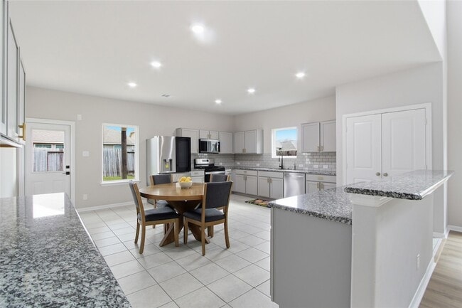 Building Photo - 2429 Palisade Crst Dr