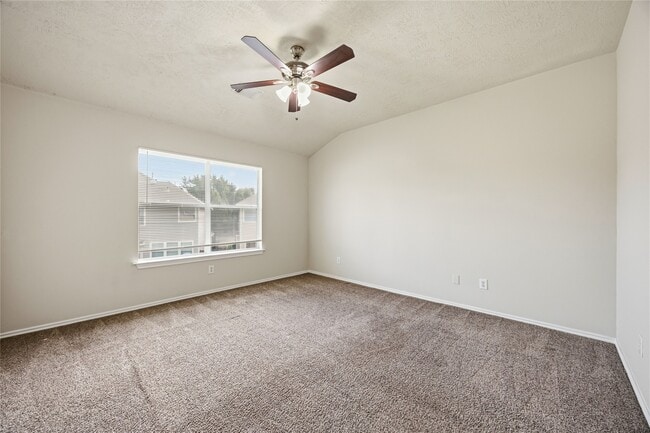 Building Photo - 14322 Mooreview Ln